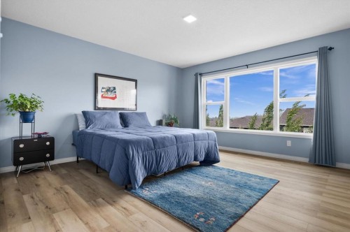 58 Crestbrook Drive Sw, Calgary, AB 