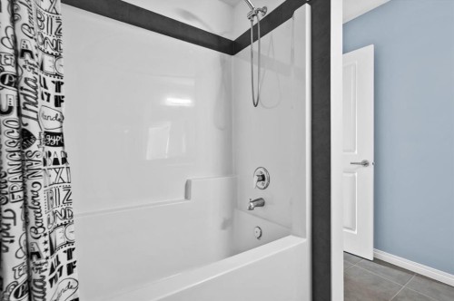 58 Crestbrook Drive Sw, Calgary, AB 