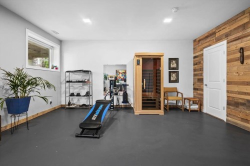 58 Crestbrook Drive Sw, Calgary, AB 