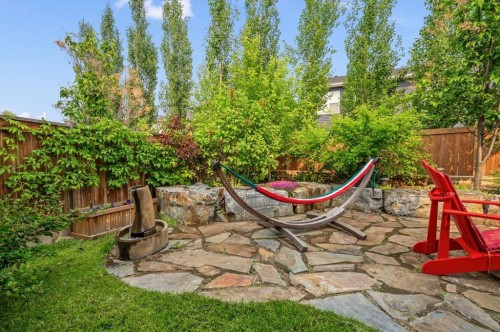 58 Crestbrook Drive Sw, Calgary, AB 