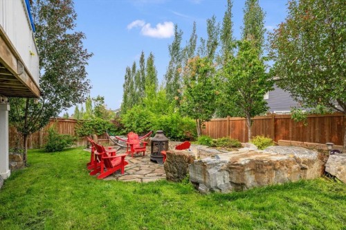 58 Crestbrook Drive Sw, Calgary, AB 