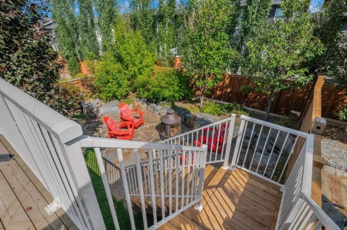 58 Crestbrook Drive Sw, Calgary, AB - Outdoor