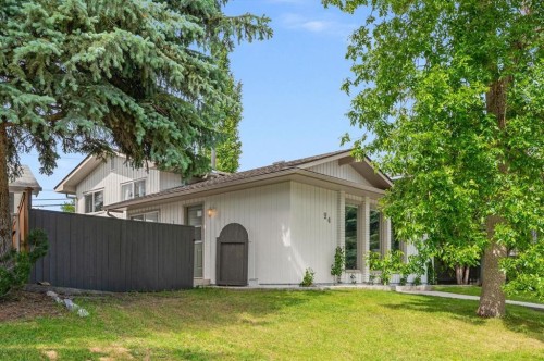 24 Midglen Drive Se, Calgary, AB 