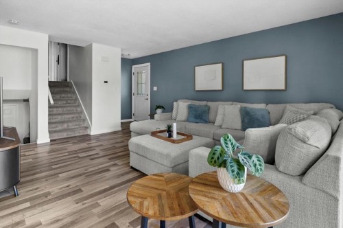 24 Midglen Drive Se, Calgary, AB 