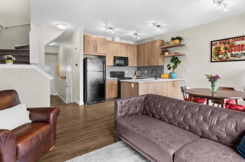 149-2802 Kings Heights Gate Se, Airdrie, AB 