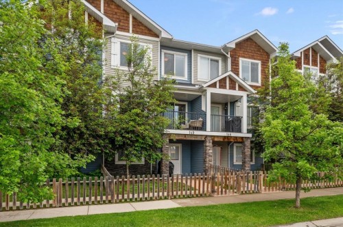 149-2802 Kings Heights Gate SE Airdrie, AB T4A 0T3