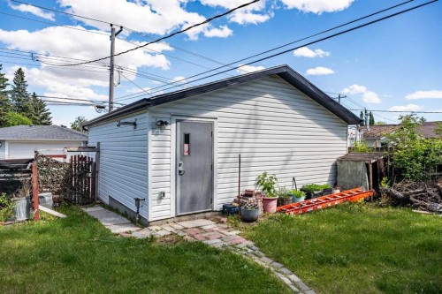 9020 Fairmount Drive Se, Calgary, AB 