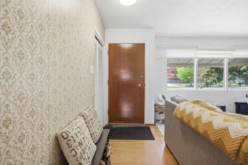 9020 Fairmount Drive Se, Calgary, AB 