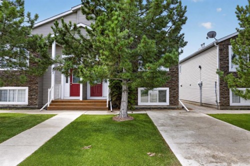 202-4833 52 Street  Olds, AB T4H 1G2