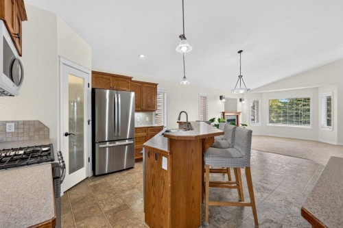219 Hillcrest Boulevard, Strathmore, AB 