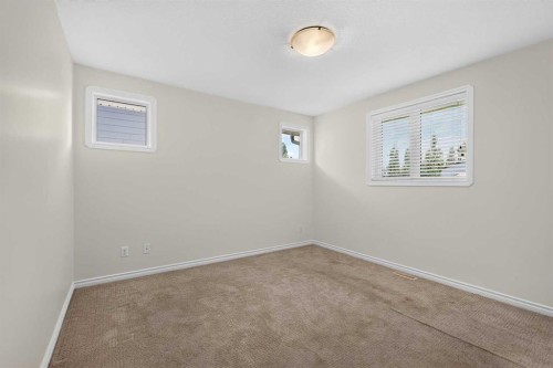 219 Hillcrest Boulevard, Strathmore, AB 