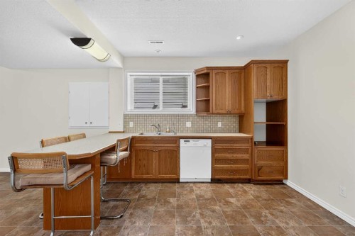 219 Hillcrest Boulevard, Strathmore, AB 