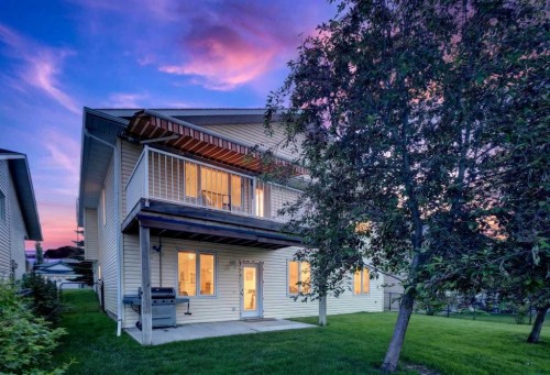 219 Hillcrest Boulevard, Strathmore, AB 