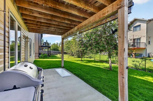 219 Hillcrest Boulevard, Strathmore, AB 