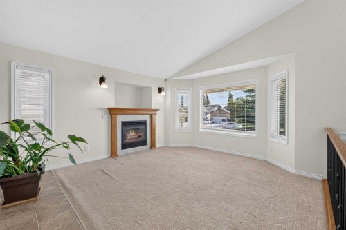 219 Hillcrest Boulevard, Strathmore, AB 