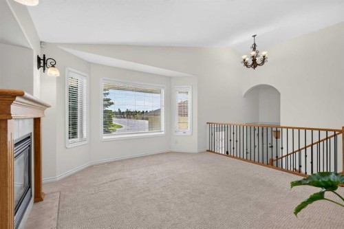 219 Hillcrest Boulevard, Strathmore, AB 