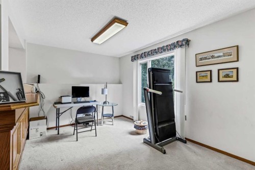 44 Valley Meadow Close Nw, Calgary, AB 