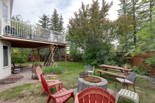 44 Valley Meadow Close Nw, Calgary, AB 