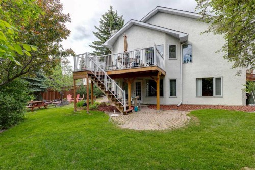 44 Valley Meadow Close Nw, Calgary, AB 