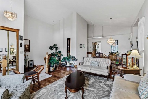 44 Valley Meadow Close Nw, Calgary, AB 