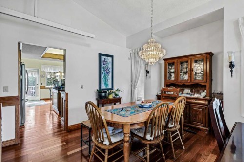 44 Valley Meadow Close Nw, Calgary, AB 