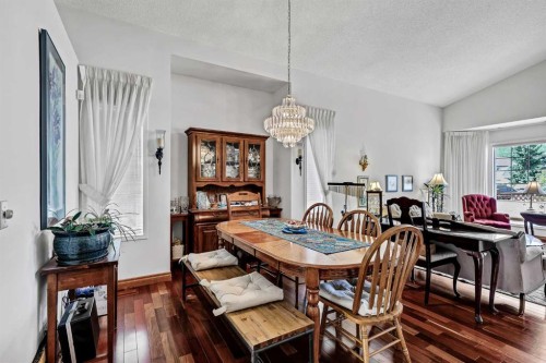 44 Valley Meadow Close Nw, Calgary, AB 