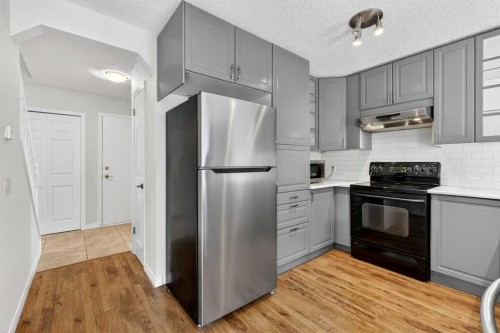 98 River Rock Crescent Se, Calgary, AB 