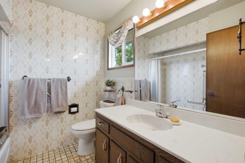 228 Norfolk Road Nw, Calgary, AB 