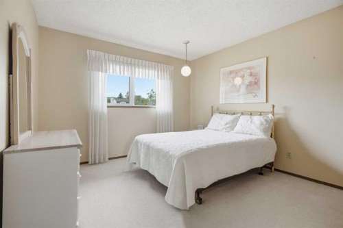 228 Norfolk Road Nw, Calgary, AB 