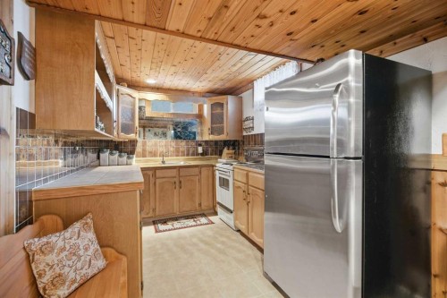228 Norfolk Road Nw, Calgary, AB 