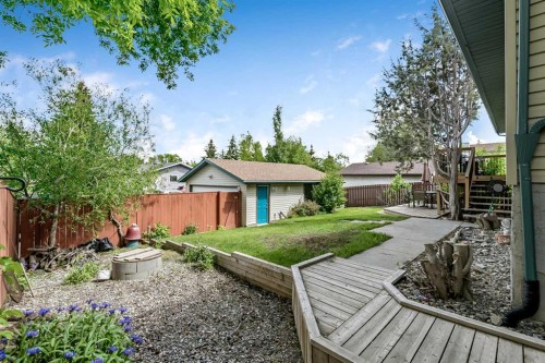 12 Robinson Drive, Okotoks, AB 