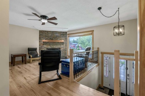 12 Robinson Drive, Okotoks, AB 