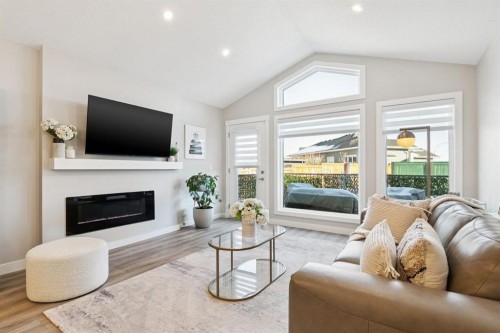 185 Riverwood Crescent, Diamond Valley, AB 