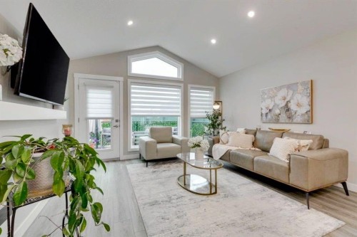 185 Riverwood Crescent, Diamond Valley, AB 