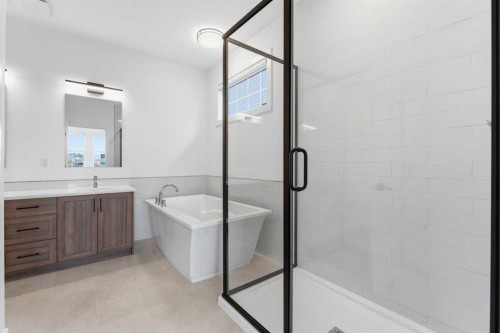 1500-15 Coopersfield Link, Airdrie, AB 