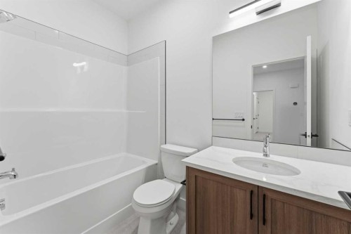 1500-15 Coopersfield Link, Airdrie, AB 