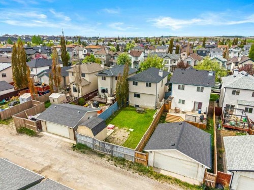 44 Everridge Way Sw, Calgary, AB 