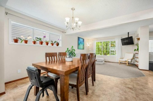 44 Everridge Way Sw, Calgary, AB 