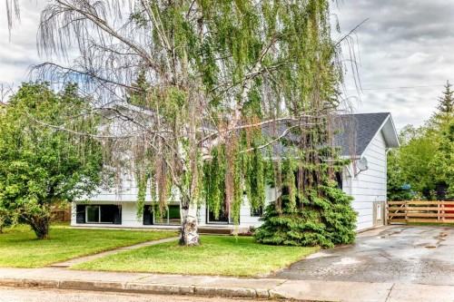 5606 51 Street  Olds, AB T4H 1H9