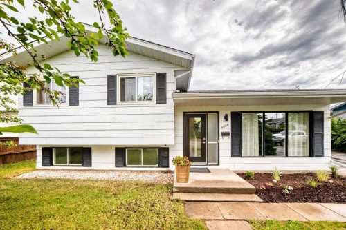 5606 51 Street, Olds, AB 