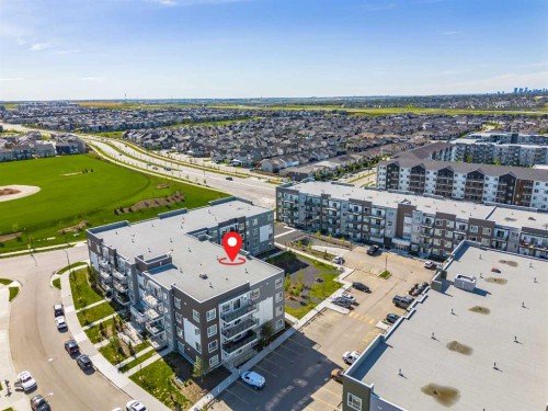 2403-33 Carringham Gate Nw, Calgary, AB 