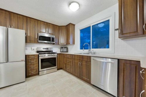 7035 Huntercrest Road Nw, Calgary, AB 