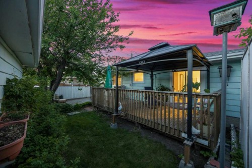 7035 Huntercrest Road Nw, Calgary, AB 