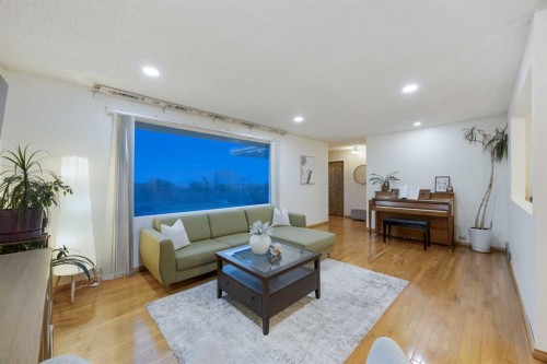 7035 Huntercrest Road Nw, Calgary, AB 
