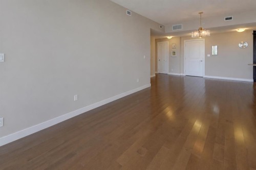 810-16 Varsity Estates Circle Nw, Calgary, AB 