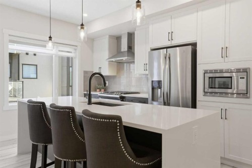 808 Greenbriar Common Nw, Calgary, AB 