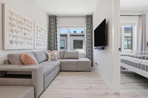 808 Greenbriar Common Nw, Calgary, AB 