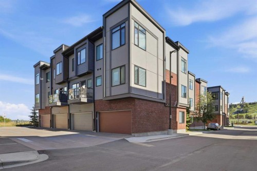 808 Greenbriar Common Nw, Calgary, AB 