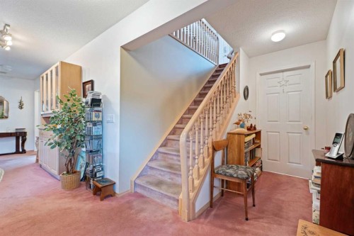 454 Sheep River Point, Okotoks, AB 