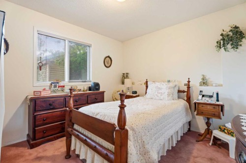 454 Sheep River Point, Okotoks, AB 